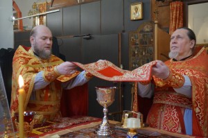 В Недели 6-ю по Пасхе Игумен Нестор (Болков ) совершил Божественную Литургию в Богоявленском епархиальном мужском монастыре., 