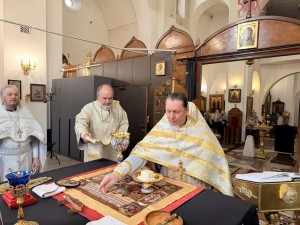 Игумен Нестор (Болков) возглавил Литургию в Богоявленском мужском монастыре Челябинска., 