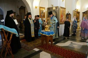 В канун праздника Успения Пресвятой Богородицы Игумен Нестор (Болков ) совершил всенощное бдение с литией в Богоявленском епархиальном мужском монастыре., 