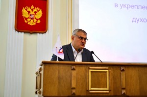 11 октября 2025 года Настоятель Богоявленского епархиального мужского монастыря Игумен Нестор (Болков) принял участие  в форуме «Церковь, Власть и Бизнес» в рамках научно-практической конференции «Соборные чтения»в Законодательном собрании Челябинской обл, 