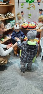 Открытие вещевого склада "Дар", 