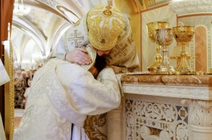 В день памяти святых отцов I Вселенского Собора Настоятель Богоявленского епархиального мужского монастыря Игумен Нестор ( Болков)принял участие в Божественной Литургии в Христорождественском соборе., 