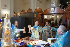 В праздник Благовещения Пресвятой Богородицы Игумен Нестор совершил Литургию в Богоявленском мужском монастыре Челябинска., 