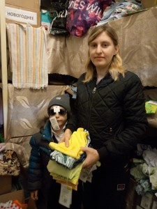 22 октября 2023 года, волонтерами отдела по социальному служению Богоявленского мужского монастыря в рамках проекта «ДАР»,состоялась благотворительная раздача одежды, обуви прихожанам святой обители., 