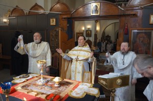 Игумен Нестор (Болков ) в Великую Субботу совершил Литургию в Богоявленском епархиальном мужском монастыре., 