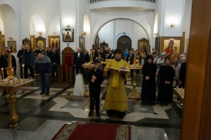 Игумен Нестор (Болков ) совершил Божественную Литургию в Богоявленском епархиальном мужском монастыре города Челябинска., 