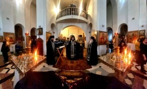 Игумен Нестор (Болков ) совершил вечернее богослужение с чтением Великого покаянного канона Андрея Критского в Богоявленском мужском монастыре., 