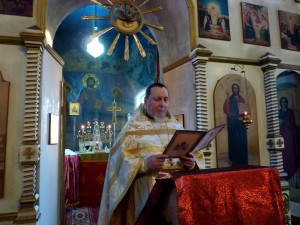 Игумен Нестор (Болков ) совершил Божественную Литургию в праздник Рождества Христова в Храме Святого Пророка Илии с. Клеопино Каслинского района., 