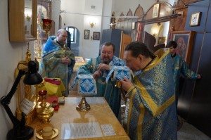 В Богоявленском епархиальном мужском монастыре города Челябинска совершили Божественную Литургию., 