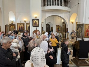 Игумен Нестор (Болков) возглавил Литургию в Богоявленском мужском монастыре Челябинска., 