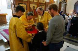 В Богоявленском епархиальном мужском монастыре города Челябинска совершили Божественную Литургию., 