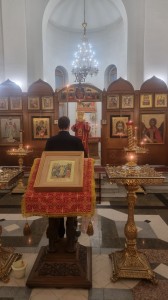 В Богоявленском епархиальном мужском монастыре города Челябинска совершили всенощное бдение с литией., 