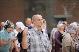 Торжественное Богослужение в строящемся соборе, 