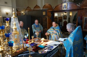 В праздник Благовещения Пресвятой Богородицы Игумен Нестор совершил Литургию в Богоявленском мужском монастыре Челябинска., 