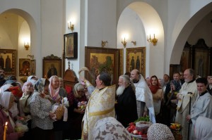 19 августа 2025 года, в день празднования Преображения Господа Бога и Спаса нашего Иисуса Христа, Игумен Нестор (Болков ) совершил Божественную Литургию в Богоявленском мужском монастыре города Челябинска., 