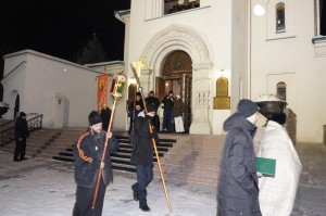 Крещенская прорубь была освящена на озере Смолино., 