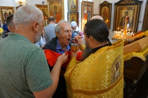 В Богоявленском мужском монастыре города Челябинска совершили Божественную Литургию., 