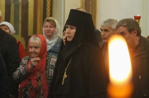 7 мая митрополит Челябинский и Миасский Алексий совершил Божественную литургию в Богоявленском мужском монастыре города Челябинска., 