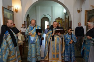 В Богоявленском мужском монастыре города Челябинска совершили Божественную Литургию., 
