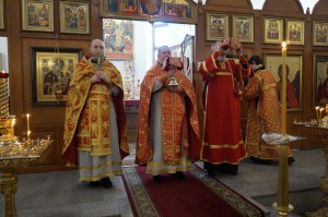 В Недели 6-ю по Пасхе Игумен Нестор (Болков ) совершил Божественную Литургию в Богоявленском епархиальном мужском монастыре., 