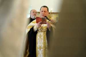 Настоятель Богоявленского епархиального мужского монастыря Игумен Нестор (Болков)с клириками Монастырского благочиния принял участие в Богослужении в храме Архистратига Михаила в Челябинске., 