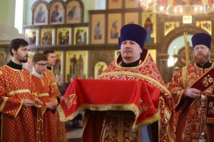 23 апреля Игумен Нестор(Болков), настоятель Богоявленского мужского монастыря г. Челябинска, принял участие в Литургии Антипасхи в Храме преподобного Сергия Радонежского , которую возглавил митрополит Алексий., 