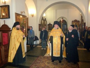 В Богоявленском епархиальном мужском монастыре Игумен Нестор (Болков ) возглавил Всенощное бдение с литией., 