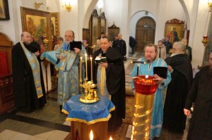 В Богоявленском епархиальном мужском монастыре Игумен Нестор (Болков ) совершил Всенощное бдение с литией., 