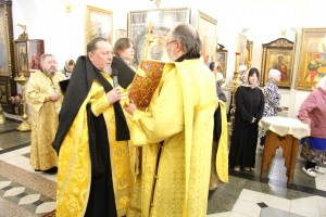 В Богоявленском епархиальном мужском монастыре города Челябинска совершили всенощное бдение с литией., 