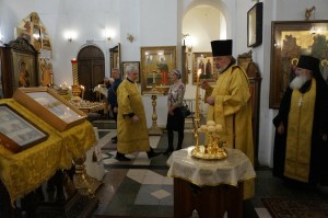 В канун Недели 19-й по Пятидесятнице и памяти Апостола Фомы, Игумен Нестор (Болков) совершил всенощное бдение в Богоявленской обители., 