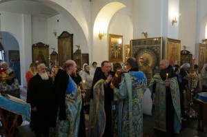 В канун праздника Успения Пресвятой Богородицы Игумен Нестор (Болков ) совершил всенощное бдение с литией в Богоявленском епархиальном мужском монастыре., 