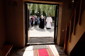 Настоятель Богоявленского епархиального мужского монастыря Игумен Нестор (Болков) принял участие в богослужение в храме иконы Божией Матери «Всех скорбящих Радость» Челябинского Одигитриевского женского монастыря., 