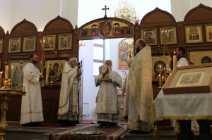 Всенощное бдение, Ранняя Литургия, Поздняя Литургия 19.08.2020, 