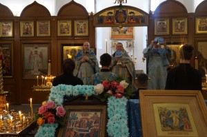 В Богоявленском епархиальном мужском монастыре города Челябинска совершили Божественную Литургию., 