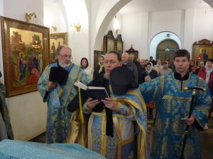 В Недели 13-ю по Пятидесятнице Игумен Нестор(Болков) совершил Божественную Литургию в Богоявленском мужском монастыре., 