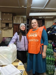 В Богоявленском епархиальном мужском  монастыре провели благотворительную раздачу продуктовых наборов., 