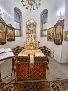 В Светлое Христово Воскресение Игумен Нестор (Болков ) совершил Литургию в Богоявленском мужском монастыре., 