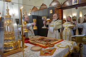 В Богоявленском  мужском монастыре  Игумен Нестор (Болков ) возглавил Божественную Литургию в Рождество Господа Бога и Спаса нашего Иисуса Христа в Богоявленском мужском монастыре города Челябинска., 