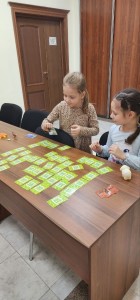 9 ноября 2025 года в Воскресной школе Богоявленского епархиального мужского монастыря провели  уроки "Творчества" для младшей  группы на темы: «Послушание»., 