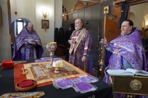 16  марта 2025 года Игумен Нестор (Болков ) возглавил Воскресную Божественную Литургию в Богоявленском епархиальном мужском монастыре., 