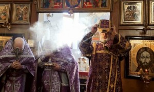 Игумен Нестор(Болков) с клириками обители в Неделю 2-ю Великого поста совершил Литургию Василия Великого в Богоявленском мужском монастыре., 