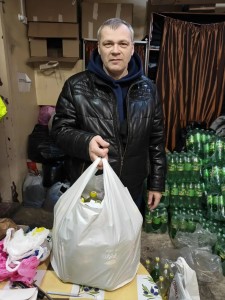 В Богоявленском епархиальном мужском  монастыре провели благотворительную раздачу продуктовых наборов., 