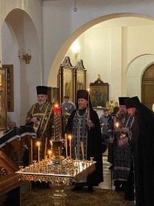 4 марта 2025 года,  во второй день Великого поста,  игумен Нестор(Болков) с братией святой обители  совершил великое повечерие с чтением Великого покаянного канона преподобного Андрея Критского в Богоявленском мужском монастыре г. Челябинска., 