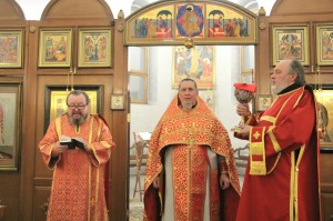 В Светлое Христово Воскресение Игумен Нестор (Болков ) совершил Литургию в Богоявленском мужском монастыре., 