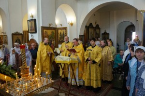 В Богоявленском епархиальном мужском монастыре города Челябинска совершили Божественную Литургию., 