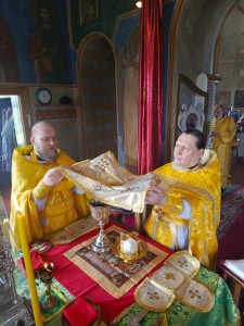 22 июня 2025 года,в Неделю 2-ю по Пятидесятнице, Всех святых, в земле Русской просиявших, Игумен Нестор (Болков ) совершил Божественную Литургию в Храме Святого Пророка Илии с. Клеопино Каслинского района., 